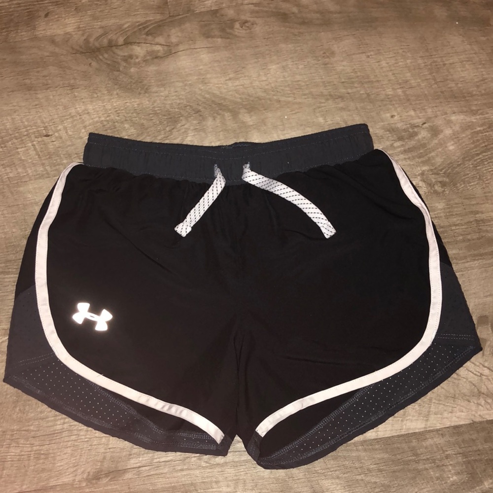 kids athletic under armor shorts